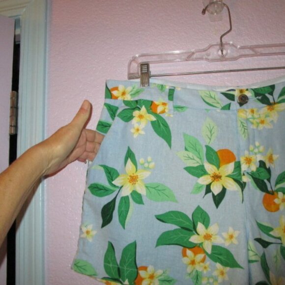 NEW Old Navy LINEN Blend Size 14 SHORTS Everyday HIGH RISE Pockets TROPICAL - Picture 3 of 7